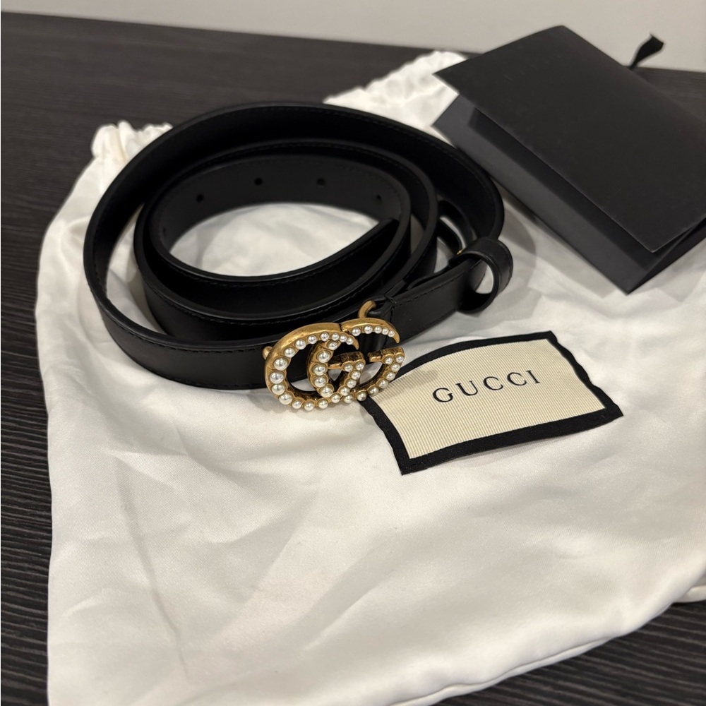 Gucci Black and Gold Belt with Signature Buckle